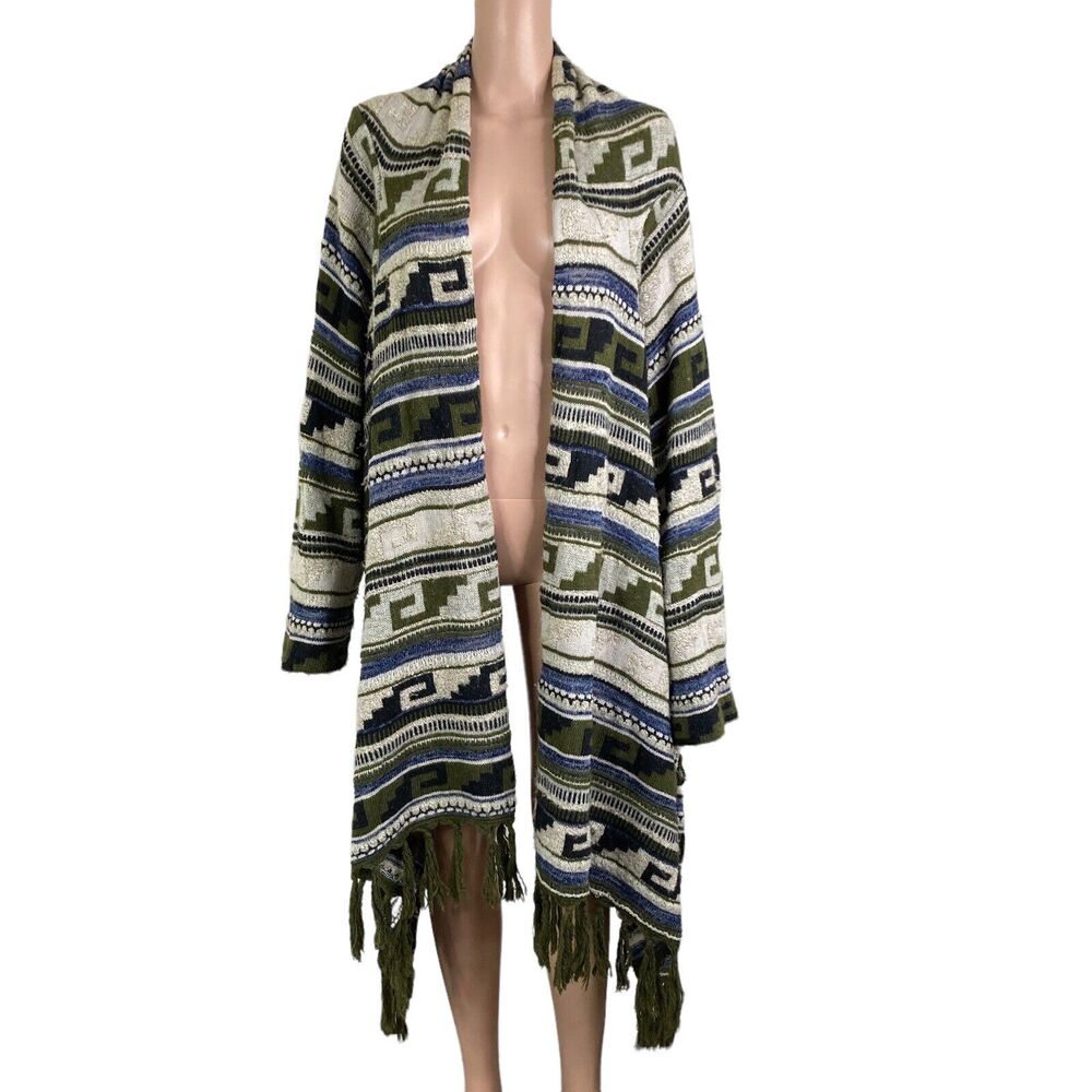Women's Multicolor Patterned Sweater - Picture 9 of 9